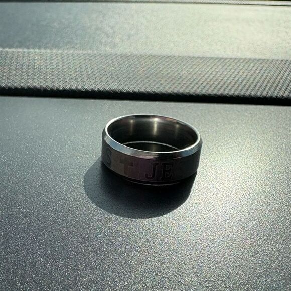 Stainless Steel Mens’ “Jesus” Ring - Picture 6 of 6